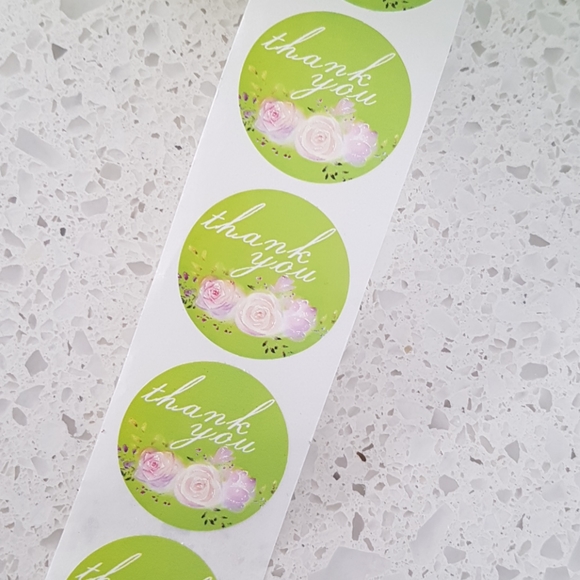 100 pcs Thank You Stickers with Roses 1" in - Picture 4 of 11